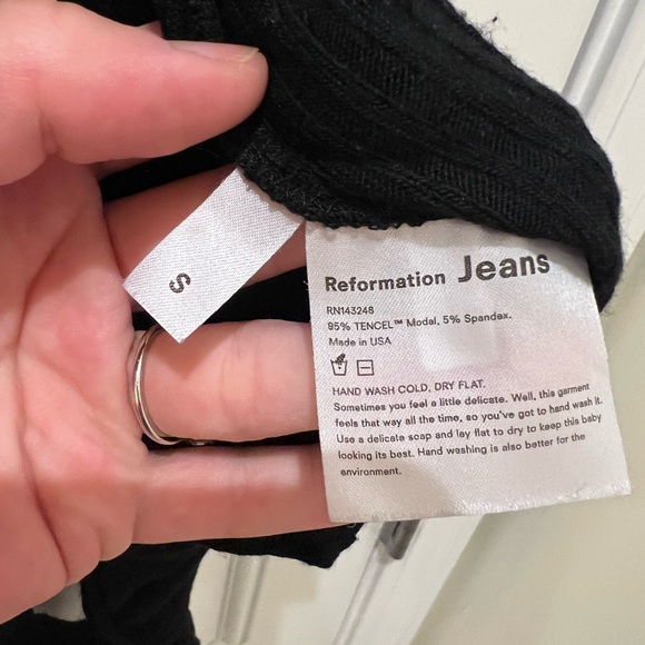 Reformation Jeans Ribbed Wrap Top - Picture 3 of 4
